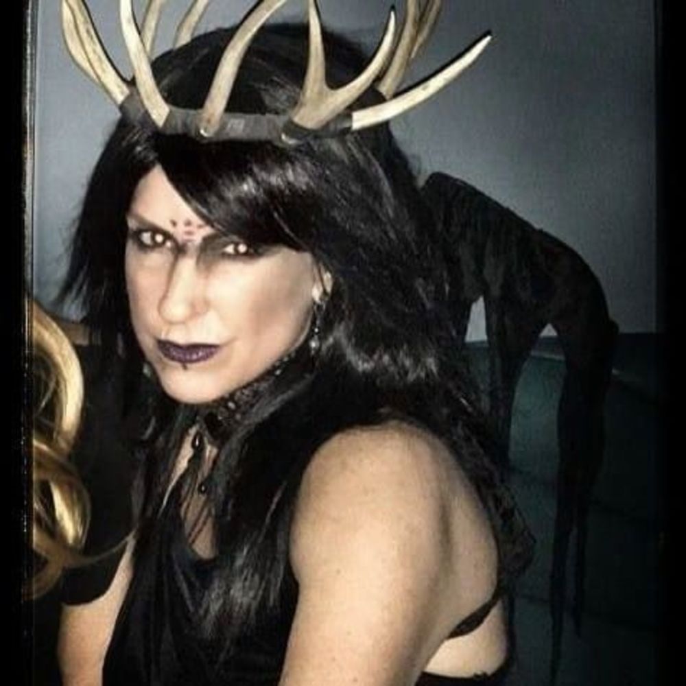 Meet your Posher, Rhonda rtoo